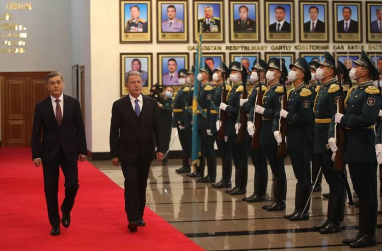 <p>Akar, 2019 yılında iki ülke arasında imzalanan stratejik ortaklık anlaşmasının ilişkilere önemli bir yön çizdiğini de sözlerine ekledi.<br />
 </p>
