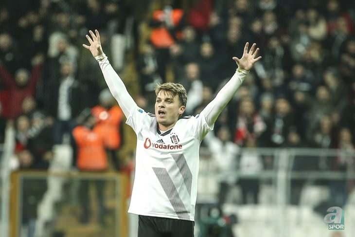 <p>Bir süre önce ortaya atılan transfer iddiasına göre Beşiktaş ve Galatasaray'ın Ljajic-Diagne takasını görüşmeye başladığı belirtilmişti.<a href="https://www.aspor.com.tr/galeri/galatasaray/besiktas-ve-galatasaraydan-tarihi-takas-yer-yerinden-oynayacak/10">.</a></p>
