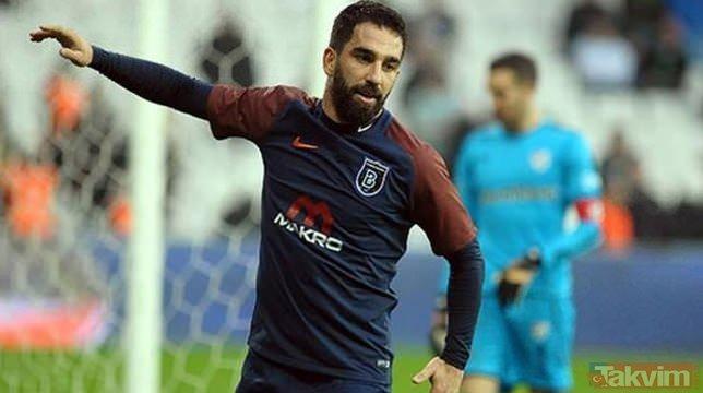 <p><strong>ARDA TURAN - BEŞİKTAŞ</strong><br />
<br />
Galatasaray altyapısından Barcelona'ya uzanan bir başarı öyküsü. Özel hayatından futbol hayatına kadar büyük çalkantılar da barındıran bir fenomen. Memlekete dönüşünde "Galatasaray olmasa, Beşiktaş'a gider" denilen bir isimdi. Çünkü kendi beyanları vardı Beşiktaş'a sempati duyduğuna dair. Bu sempatinin kökleriyse çocukluğuna dayanıyor. Evet, Galatasaray efsanesi Beşiktaş'ı tutarak mahallesinde top koşturmaya başlamıştı.</p>
