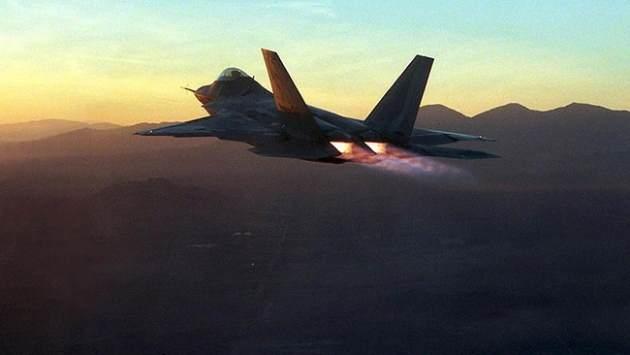 <p>Bölgedeki hava üstünlüğünün korunması için Tel Aviv’in, Washington’dan kendilerine F-22 satışına izin verilmesini istediği ifade edildi.</p>