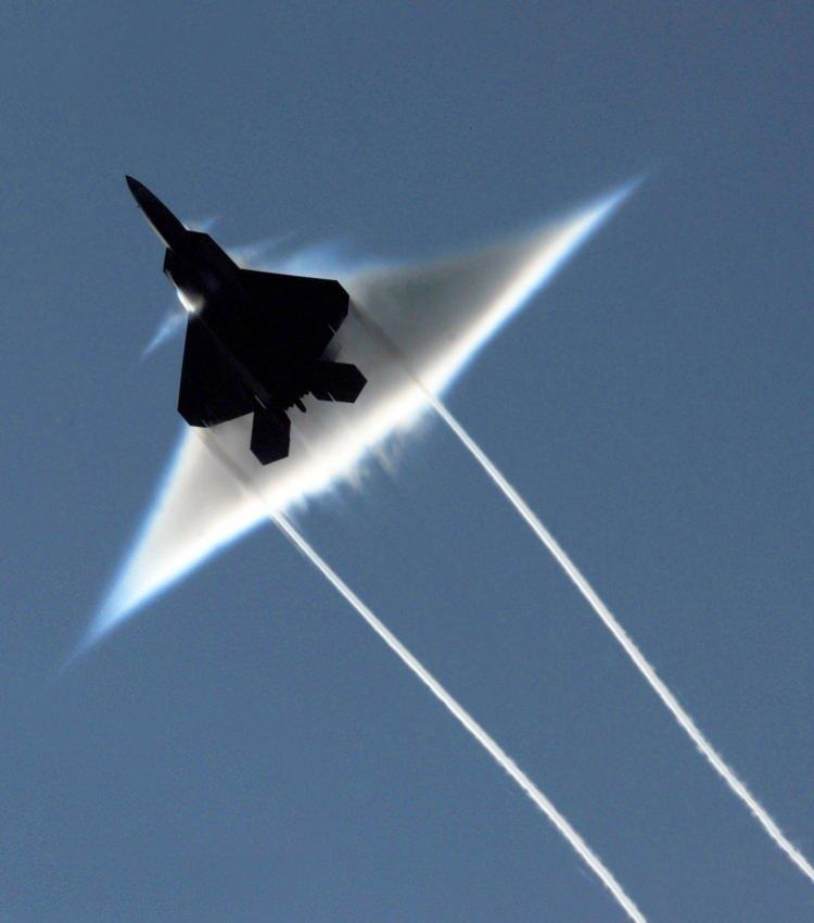 <p><strong>İŞTE İSRAIL'IN İSTEDİĞİ UÇAK!</strong></p>