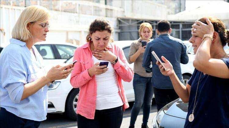 <p><strong>BEYLİKDÜZÜ </strong><br />
<br />
İlçe genelinde 527’den fazla can kaybı meydana gelebileceği, yaklaşık 276 kişinin ağır yaralanacağı tahmin edilirken, İSKİ içme suyu şebekesinin 32 noktasında, atık su şebekesinde ise 72 noktada onarım ihtiyacının oluşacağı vurgulanıyor.</p>
