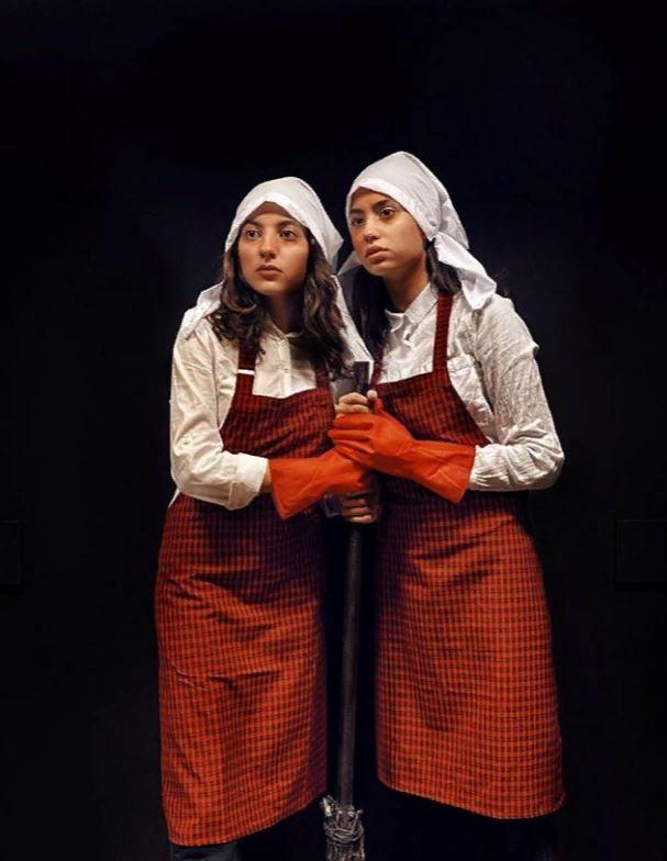<p>Nilsu Yılmaz, dizi ve filmler haricinde tiyatro sahnesinde de yer alıyor.</p>
