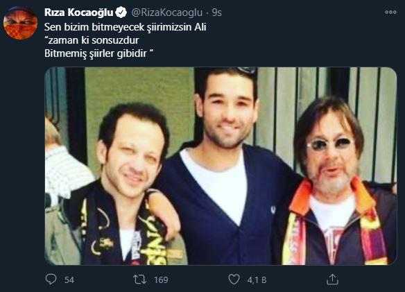 <p>Ünlü oyuncu ise sosyal medya hesabından bu fotoğrafla acısını duyurdu. </p>
