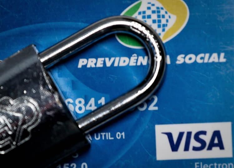 Kredi kartı kullananlar dikkat! 1 Kasım'dan itibaren değişiyor