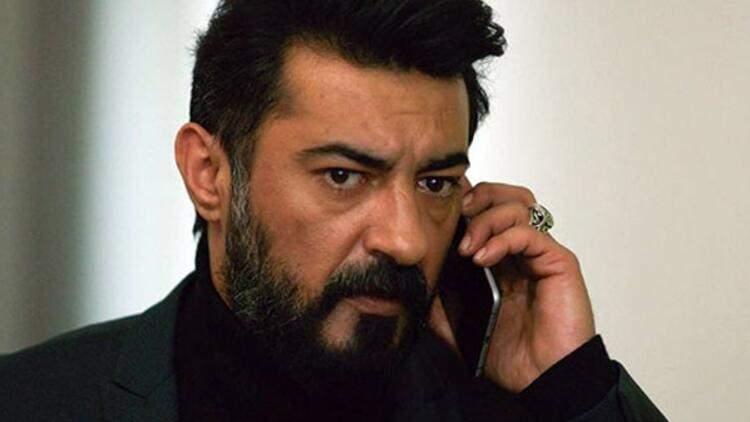 <p><strong>Oyuncu, Celil Nal&ccedil;akan, sosyal medya hesabı &uuml;zerinden "Allah&rsquo;ım ne b&uuml;y&uuml;k bir &ccedil;aresizlik bu. Kardeşim, akrabalarım, sevdiklerim var orada. Aklımı oynatacağım" mesajını yayınladı.</strong></p>

<p>&nbsp;</p>
