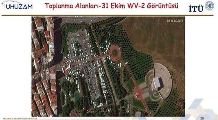 <p><strong>SEFERİHİSAR'DA TEKNELER DEPREMİN YARATTIĞI TSUNAMİNİN ETKİSİYLE DEVRİLDİ </strong><br />
<br />
Uydu görüntüleri, depremin şiddetiyle Seferihisar'da denizin yükselmesi sonucu meydana gelen kısmi tsunaminin yarattığı etkiyi de gözler önüne serdi.</p>
