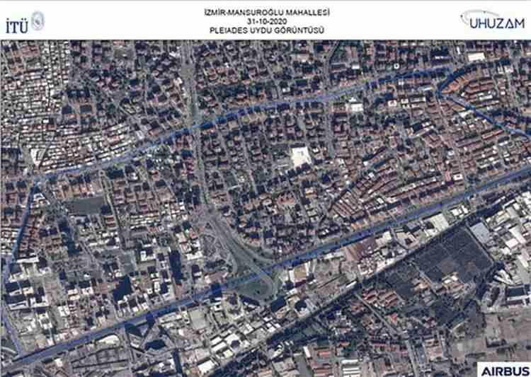 <p>Kayıtlarda, Seferihisar sahilinde bulunan tekne ve yatların sürüklendiği, bazılarının ise yan yattığı görüldü.</p>
<p> </p>