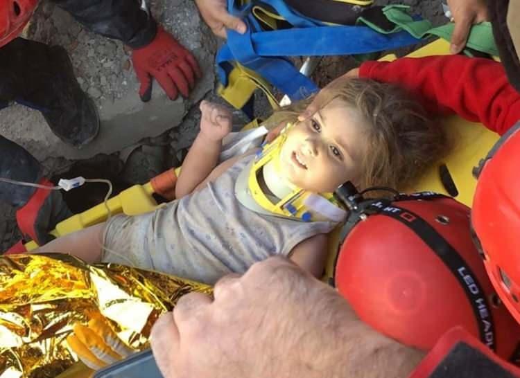 Dünya mucizeyi böyle gördü: Ayda'nın 91 saat sonra gelen kurtuluşu