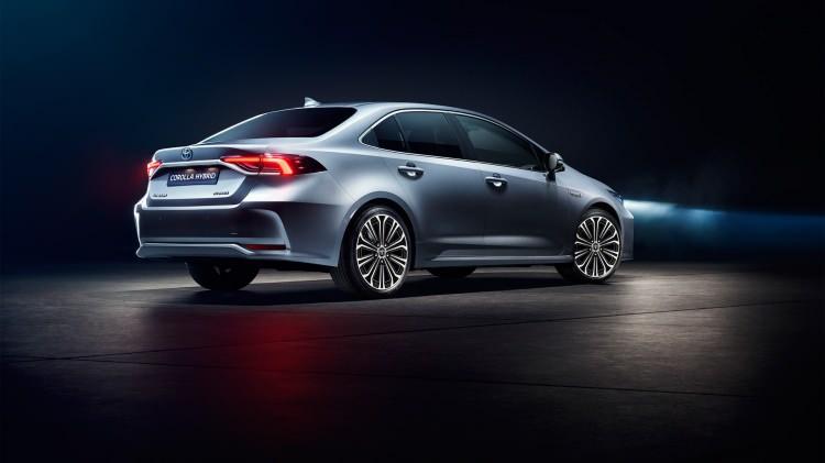 <p>Toyota Corolla</p>
<p>180 bin 100 lira<br />
</p>