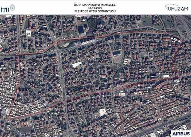 <p><strong>EN YAKIN ZAMAN DİLİMİNDE GÖRÜNTÜ ALMAK İÇİN ACİL DURUM PLANLAMASI YAPILDI </strong><br />
<br />
İTÜ UHUZAM Müdürü ve İnşaat Fakültesi Geomatik Mühendisliği Bölümü Öğretim Üyesi Prof. Dr. Elif Sertel, AA muhabirine, merkezin 2000 yılından beri faaliyetlerini sürdürdüğünü, 2009'dan bu yana ise çok daha aktif şekilde projeler ve afet durumları için görüntü, tematik harita, rapor gibi bilgiler ürettiklerini anlattı.</p>