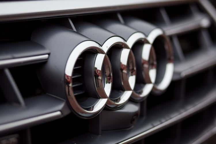 <p>8- Audi - % 2</p>

<p>12.428 milyar dolar</p>

<p><strong>Tüm markalar arasındaki yeri – 44</strong></p>

<p> </p>
