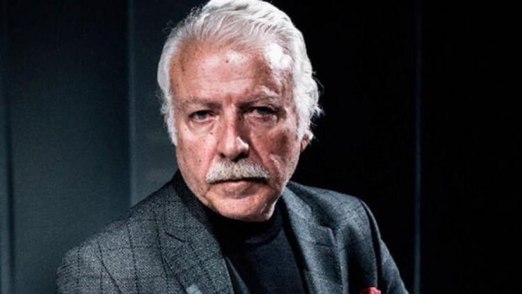 <p><span style="color:#800080"><strong>Tiyatro, sinema, dizi ve seslendirme  oyuncusu Ahmet Uz hayatını kaybetti. Uz, uzun süredir akciğerinden tedavi görüyordu.</strong></span></p>
