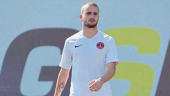 <p>Muammer Denizhan Taşkan - Ümraniyespor</p>
<p>Ümraniyespor alt yapısında yetişen 20 yaşındaki oyuncu orta sahada forma giyiyor. Bu sezon Ümraniyespor formasıyla 8 maçta forma giydi. Genç oyuncu Galatasaray'ın gündeminde.</p>