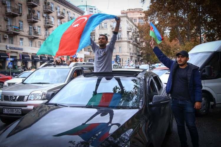 <p>Sovyetler Birliği'nin dağılma sürecinde yıllardır planladıkları Azerbaycan'a karşı toprak iddialarını hayata geçirmek için saldırıya geçen Ermenilerin başlıca hedeflerinden biri de Şuşa oldu. </p>
<p> </p>
<p> </p>