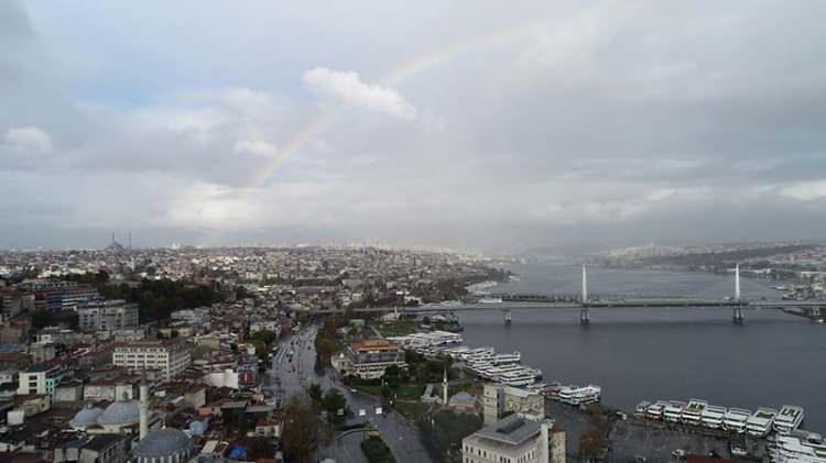 <p>İ&ccedil;işleri Bakanlığının valiliklere g&ouml;nderdiği genelge kapsamında ise sokağa &ccedil;ıkma kısıtlaması saat 10.00 itibariyle sona erdi.&nbsp;</p>
