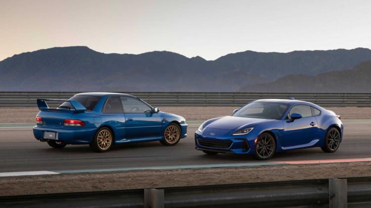 <p><strong>2021 SUBARU BRZ</strong></p>
<p>Atmosferik motor, manuel şanzıman ve 2+2 gövdesiyle otomobil severler arasında sevilen modellerden olan Subaru BRZ yenilendi.</p>