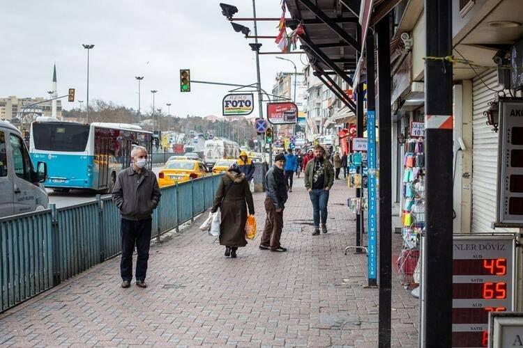 <p>MEKANSAL YAYILMA RİSKİ </p>
<p>Zeytinburnu Beştelsiz mahallesinde meknsal yayılma riskine bağlı endeks ile “Hayat Eve Sığar” uygulamasında bulunan mahallelilerin risk seviyeleri haritadaki lejant seviyelerine göre tespit edildi.</p>