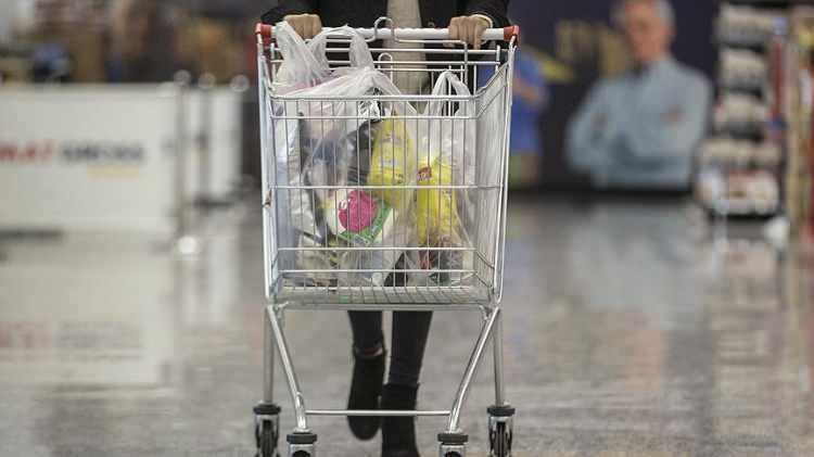 <p>Soru 14. Tekel büfeleri marketler için getirilen çalışma saati kısıtlamasına tabi midir</p>
<p> </p>