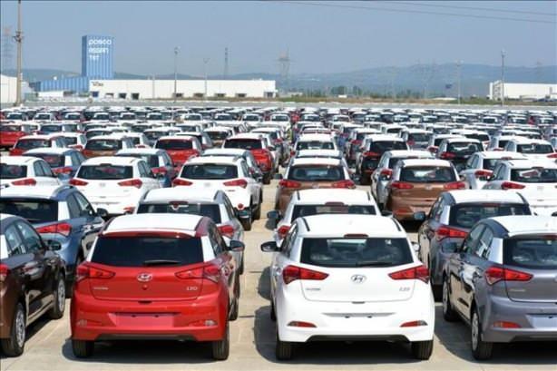 <p>2020 için yeniden tasarlanan Hyundai Sonata, destekleyici oturma, geniş yolcu odası ve panoramik açılır tavan, çift bölgeli otomatik klima kontrolü ve birinci sınıf ses sistemi gibi yükseltmeler sunuyor. Tüm yeni Hyundai modelleri Bluetooth, USB bağlantı noktaları, Apple CarPlay ve Android Auto ile birlikte sunuluyor.</p>