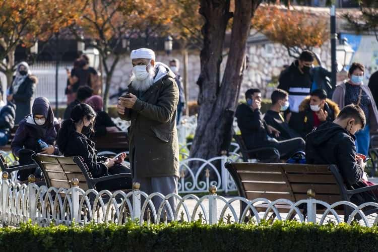 <p>Alınan kararlara uymayanlara Umumi Hıfzıssıhha Kanunu'nun ilgili maddeleri gereğince idari işlem yapılacak, konusu suç teşkil eden davranışlara ilişkin Türk Ceza Kanunu'nun 195'inci maddesi kapsamında gerekli adli işlemler başlatılacak.</p>
<p> </p>