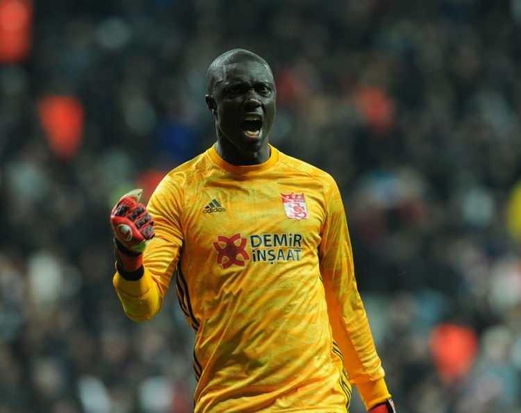 <p><strong>MAMADOU SAMASSA (SİVASSPOR)</strong></p>