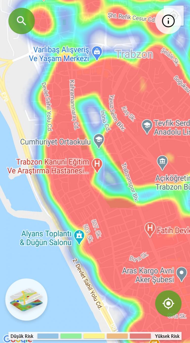 <p> Trabzon'da artan vaka sayıları dolayısıyla Trabzon İl Sağlık Müdürü Dr. Hakan Usta, vatandaşlara çağrıda bulunarak tedbirlere uyulmasını isteyerek "Sayılarımız maalesef yüksek; Bizi asıl korkutan, vakalarımızın yükselme trendinde olması. Vakalar gücümüzü, kapasitemizi aşacak düzeye doğru gidiyor" dedi.</p>