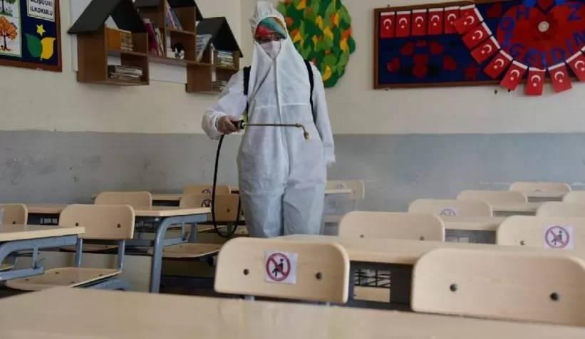 Milli Eğitim Bakanı Sel&ccedil;uk'tan uzaktan eğitim a&ccedil;ıklaması! S&uuml;rpriz 'sınav' kararı...