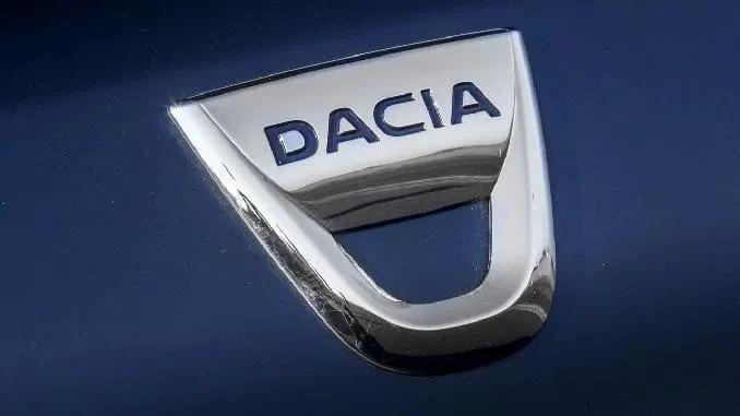<p>Dacia Logan 2012</p>
<p>47.000<br />
</p>