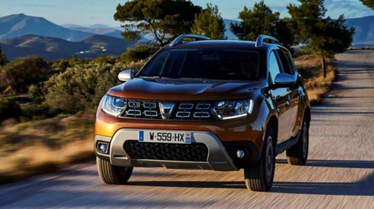 <p><strong>Dacia</strong></p>

<p>Dacia, Duster Comfort ECO-G 115 bg 4x2 modeli için 10 bin lira peşinat yatıranlara, aralık ayında yapılacak araçlar için fiyat sabitlemesi yapılıyor. Bu kampanya kapsamında 40.000 TL kredi tutarı ve 24 ay vade seçeneği için %1,23 faiz oranı sunuluyor.</p>

<p>Bunun dışında otomatik vites ile Sandero Easy-R, 155.900 liradan başlayan fiyatlarla, Dokker Combi ise aylık 1.499 lira ödeme fırsatıyla tüketicilere sunuluyor.</p>
