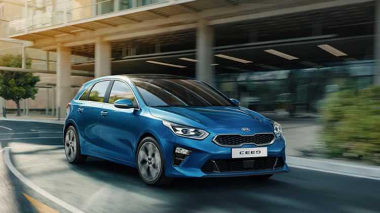 <p><strong>Kia</strong></p>

<p>Kia, Sportage, Ceed, Ceed SW, XCeed ve Niro modellerinde 30 ay vade ve 0,99 faiz oranı ile 100 bin lira, Rio, Stonic ve benzinli Ceed modellerinde 18 ay vade ve 0,99 faiz oranı ile 50 bin lira, Picanto modelinde ise 18 ay vade ve 0,99 faiz oranı ise 40 bin lira kredi imkanı sunuyor.</p>

