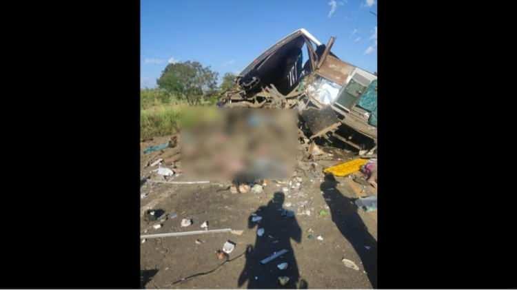 <p>Brezilya'nın Sao Paulo eyaletinde bir otobüsle kamyonun çarpışması sonucu 37 kişi hayatını kaybetti.</p>
