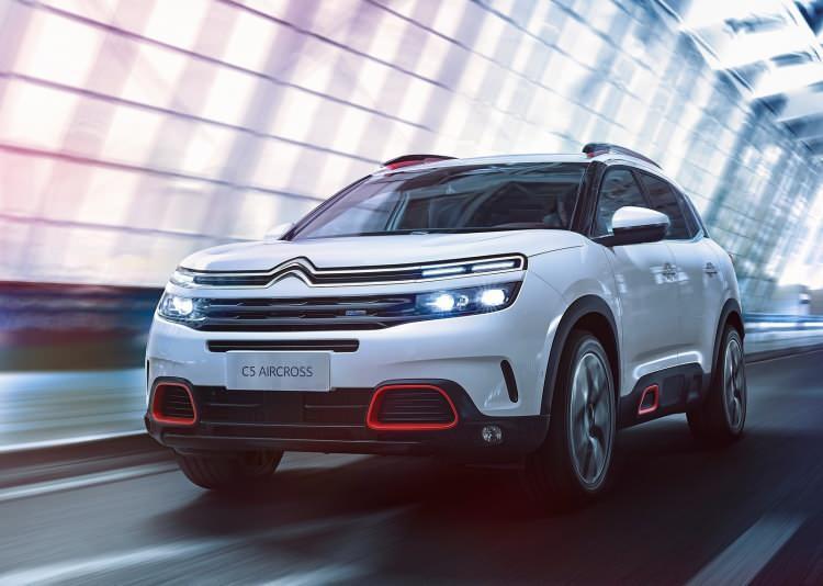 <p><strong> CITROEN</strong></p>
<p>OTOMOBİL:20.127</p>
<p>HAFİF TİCARİ: 4.615</p>
<p>TOPLAM: 24.742</p>