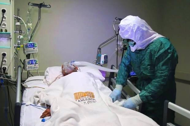 <p>Samsun'da sağlıkçılar pandemi mücadelesini fedakarca sürdürmeye devam ederken, evlerde izole olması gerekirken dışarıya çıkan vatandaşlara her gün rastlanmaya devam ediliyor. Sağlıkçılar ise tedbir çağrılarının karşılıksız kalmamasını bekliyor.</p>
<p> </p>