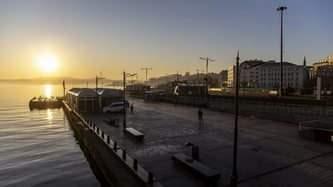 <p>Kendisi veya eşinin, vefat eden birinci derece yakınının ya da kardeşinin cenazesine katılmak i&ccedil;in veya cenaze nakil işlemine refakat edecek olan (en fazla 4 kişi),<br />
Bulunduğu şehre son 5 g&uuml;n i&ccedil;erisinde gelmiş olmakla beraber kalacak yeri olmayıp ikamet ettikleri yerleşim yerlerine d&ouml;nmek isteyen (5 g&uuml;n i&ccedil;inde geldiğini yolculuk bileti, geldiği ara&ccedil; plakası, seyahatini g&ouml;steren başkaca belge, bilgi ile ibraz edenler),<br />
&Ouml;SYM tarafından ilan edilen ve diğer merkezi sınavlara katılacaklar ve refakat&ccedil;ileri,<br />
Askerlik hizmetini tamamlayarak yerleşim yerlerine d&ouml;nmek isteyen,<br />
&Ouml;zel veya kamudan g&uuml;nl&uuml; s&ouml;zleşmeye davet yazısı olan,<br />
Ceza infaz kurumlarından salıverilen,</p>

<p>&nbsp;</p>
