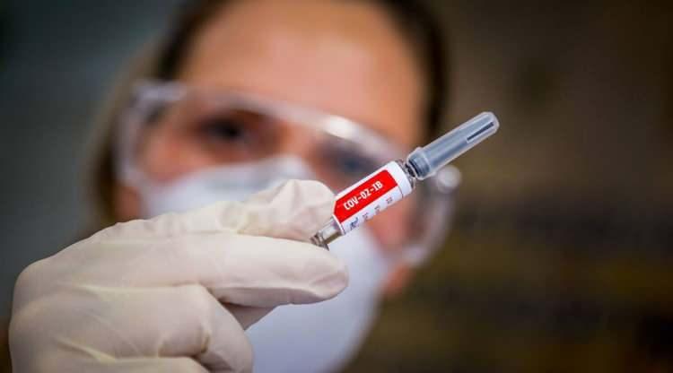 <p><strong>Türkiye neden Çin aşısını kullanacak?</strong></p>

<p>Türkiye nüfus olarak büyük bir yapıya sahip. Aşı büyük bir gruba uygulanacak. mRNA teknolojisi, yaygın bir uygulama değil. Verileri var, elimizdeki verilere baktığımız zaman hepsi olumlu.</p>
