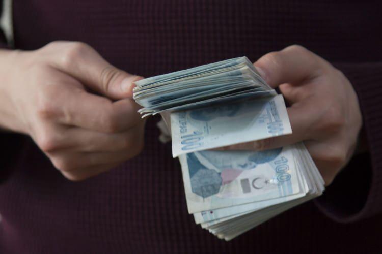 Asgari ücrette yeni tarih açıklandı! 9 ücret daha değişiyor