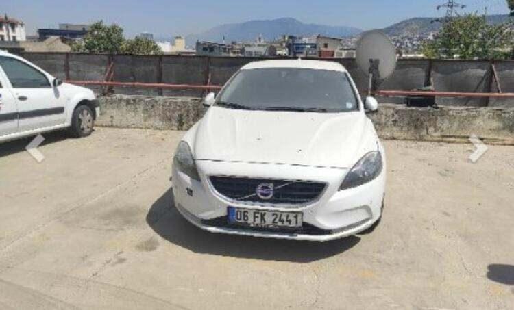 <p><strong>2014 model Volvo</strong><br />
<br />
İhale başlangıç bedeli: 100 bin 500 lira<br />
<br />
Muhammen bedeli: 200 bin lira</p>