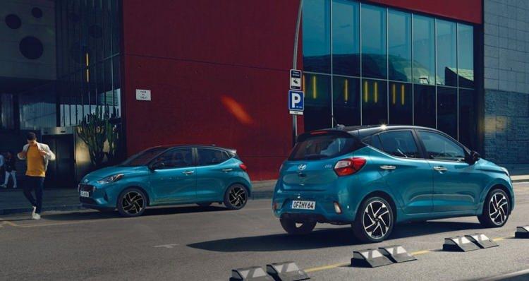 <p><strong>HYUNDAİ </strong></p>
<p>Hyundai i10 1.0 MPI 5 İleri Düz Jump (Benzinli)</p>
<p>Liste fiyatı 141.600 TL</p>
<p>AYIN KAMPANYALARI</p>
<p>Hyundai i10, 141.600 TL'den başlayan fiyatlar veya yüzde 0,99 faiz fırsatıyla.</p>
<p>Hyundai KONA için şimdi al Temmuz 2021'de ödemeye başla kampanyası. </p>
<p>Hyundai TUCSON, 34.000 TL’ye varan nakit indirimi ve 100.000 TL’ye 15 ay yüzde 0,99 faiz fırsatı!</p>
