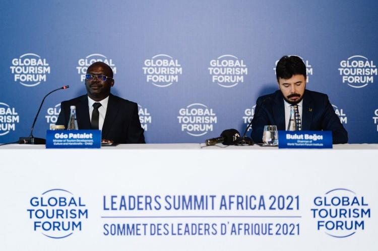 <p>Dünya Turizm Forumu Enstitüsü ile Çad Turizm Bakanlığı arasında Mart 2021'de Çad'da Global Turizm Forumu düzenlenmesi, Çad'ın turizminin tanıtılması, ülkenin bu alandaki yatırımlarının ve turist sayısının artırılması gibi amaçlarla anlaşma imzalandı.</p>