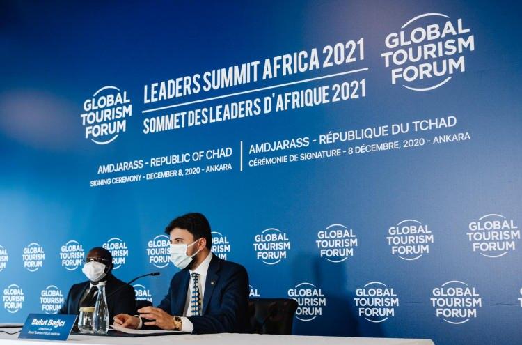 <p>Dünya Turizm Forumu Enstitüsü (World Tourism Forum Institute) ile Çad Turizm Bakanlığı arasında yapılan anlaşma kapsamında Çad'ın turizmini dünyaya Türkler tanıtacak.</p>