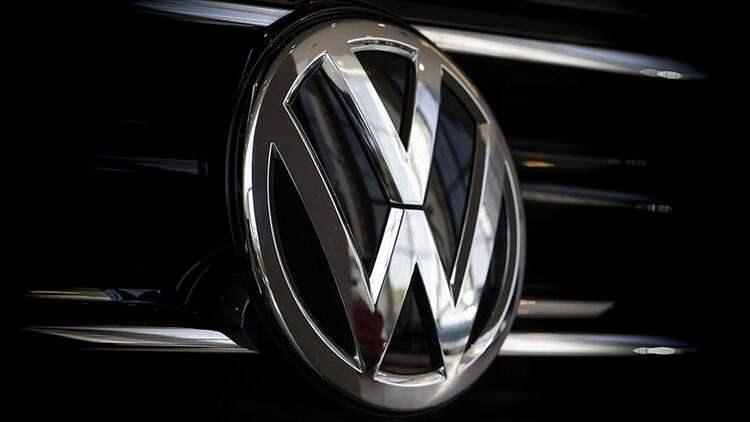 <p><strong>Volkswagen Polo 1.0 80 PS Manuel Trendline </strong><br />
<br />
187 bin 300 lira.</p>
