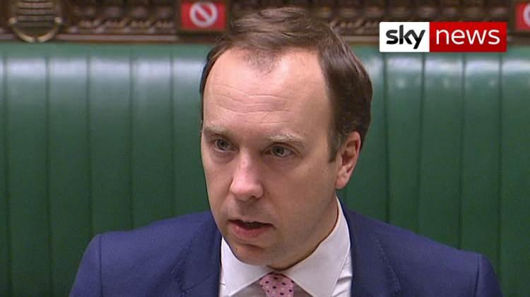 Koronavir&uuml;s İngiltere'de mutasyona uğradı