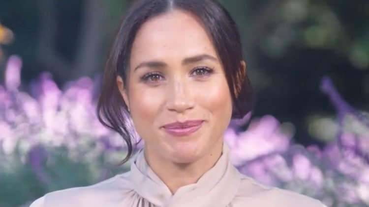 <p>Prens Harry ile evli olan Meghan Markle ikinci çocuğunu düşürdüğüne dair <strong>"İlk çocuğuma sarılırken, ikinci çocuğumu kaybettiğimi biliyordum"</strong> şeklinde konuştu.</p>
