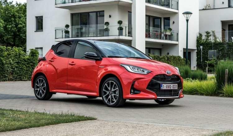 <p><strong>TOYOTA</strong></p>
<p>YARIS 1.5 Hybrid Dream e-CVT 299.200 TL</p>