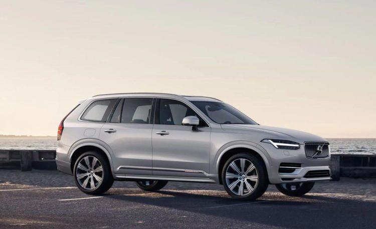 <p>XC90 B5 AWD 7-koltuk Momentum Mild Hybrid Dizel 1.969 cc. 235 hp 8 ileri Geartronic - 1.453.720 TL</p>
<p>XC90 Recharge T8 eAWD 7-koltuk Inscription Plug-in Hybrid Benzin 1.969 cc. 303+87 hp 8 ileri Geartronic - 1.720.990 TL</p>