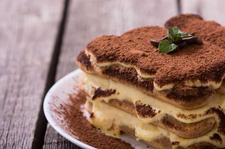 <p>Tiramisu, İtalya</p>
