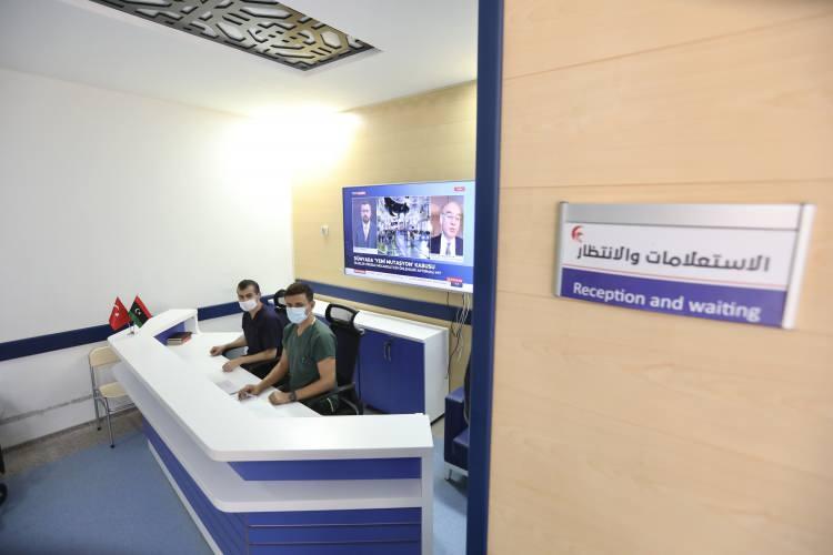 <p>TSK, T&uuml;rkiye ve Birleşmiş Milletler (BM) nezdinde meşru Libya h&uuml;k&uuml;meti ile ge&ccedil;en yıl Kasım ayında imzalanan "G&uuml;venlik ve Askeri İş Birliği Mutabakat Muhtırası" kapsamında Libya'daki eğitim, iş birliği ve danışmanlık faaliyetlerini s&uuml;rd&uuml;r&uuml;yor.</p>
