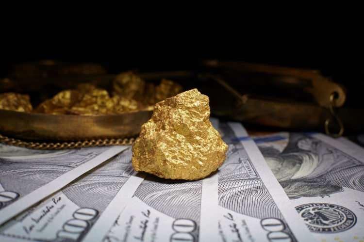 Dolar ve altın yükselişe geçti!