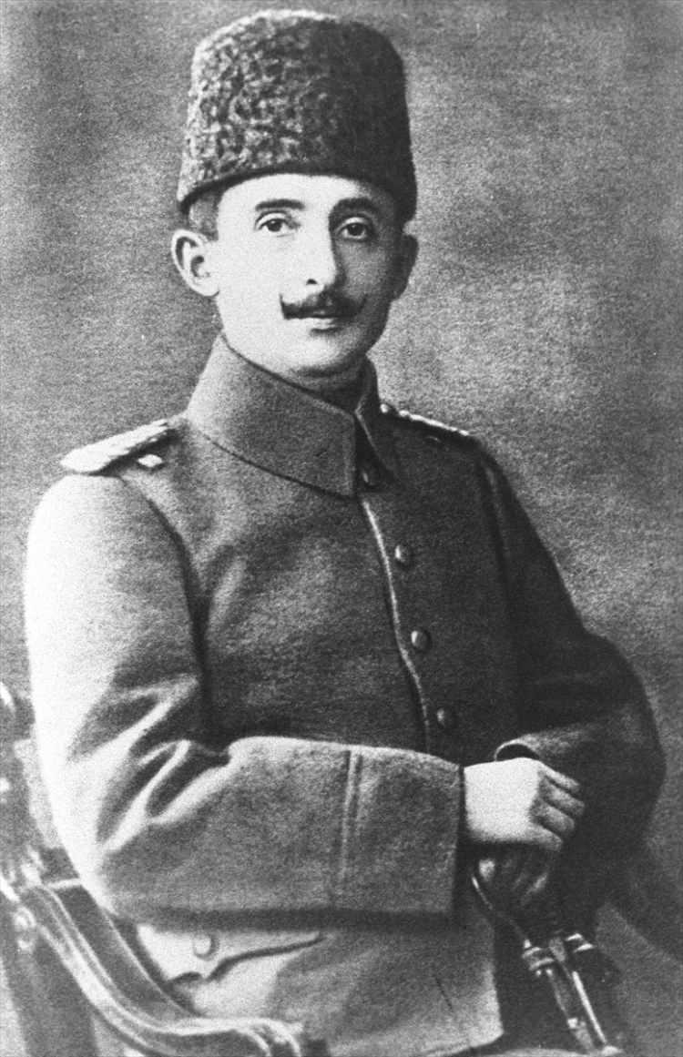 <p>AA muhabirinin derlediği bilgilere göre, Gazi Mustafa Kemal Atatürk'ün yakın silah arkadaşı, İnönü Savaşlarının komutanı Mustafa İsmet, 24 Eylül 1884'te İzmir'de doğdu.</p>

<p> </p>
